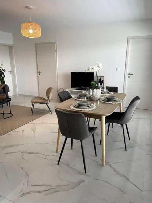 Magnifique Appartement A La Frontiere Suisse 圣路易 外观 照片